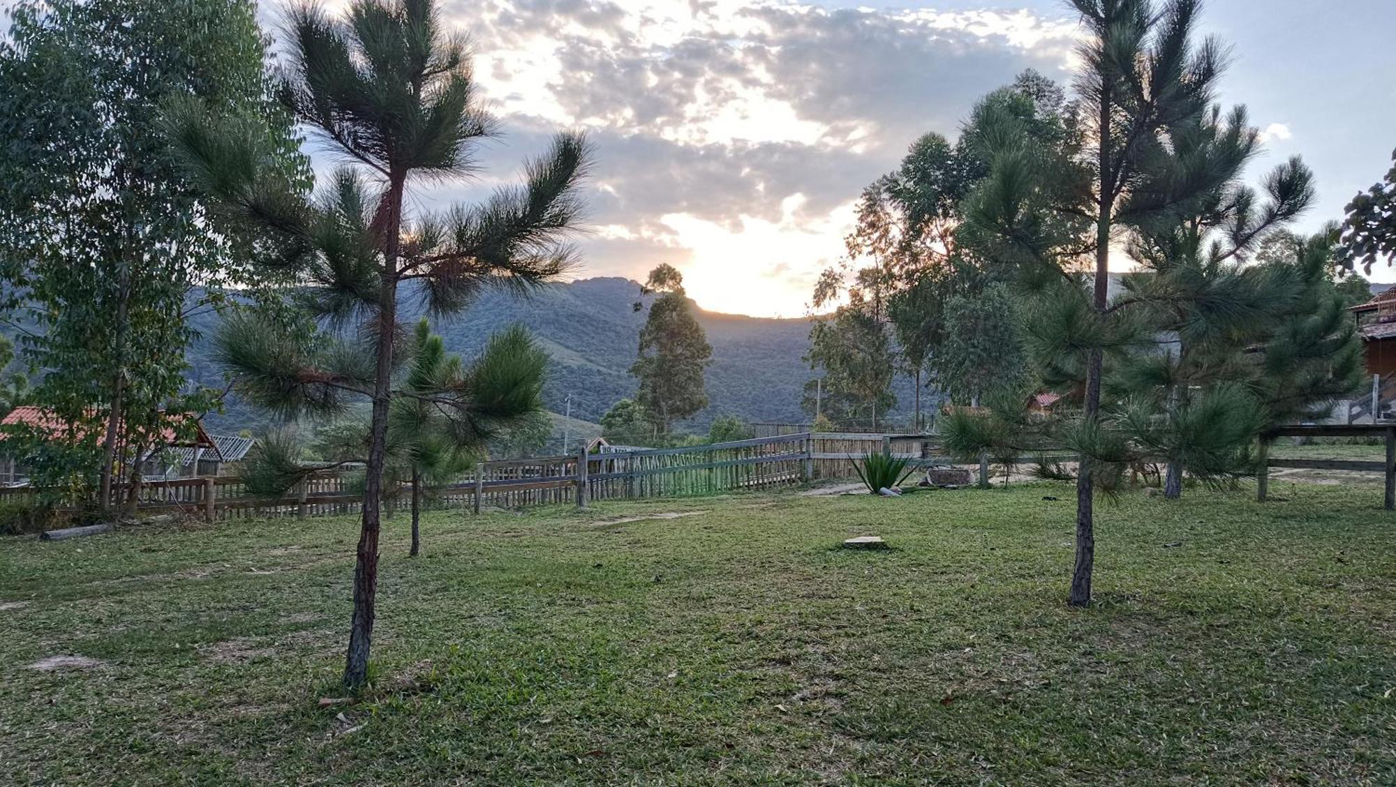 Chales E Camping Do Robinho 1 Сан-Томе-дас-Летрас Екстер'єр фото